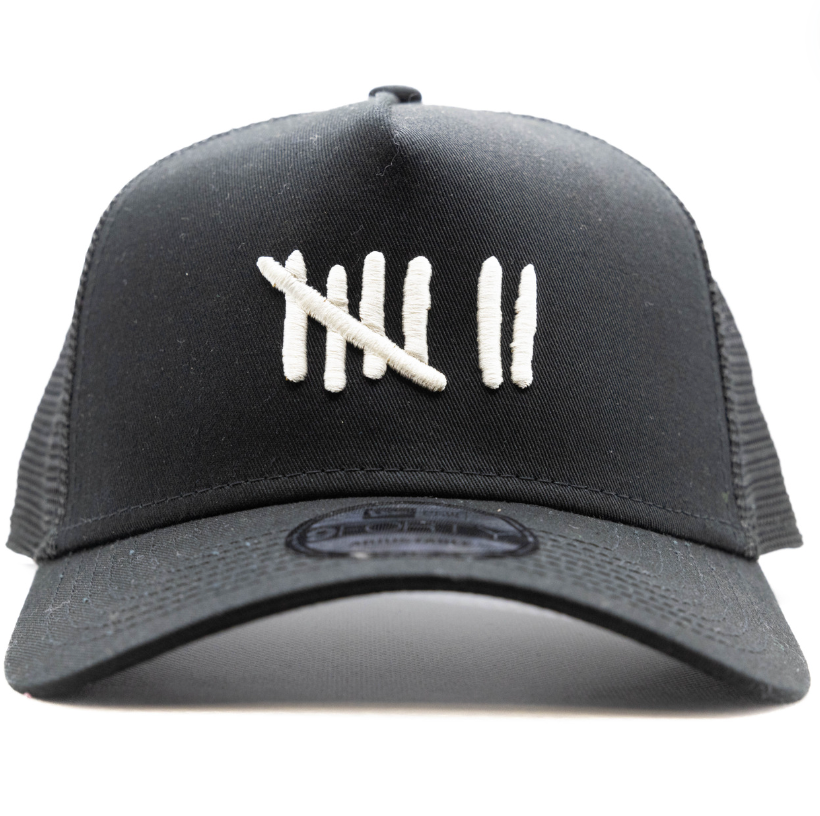 Lucky No. Seven Hat - Black